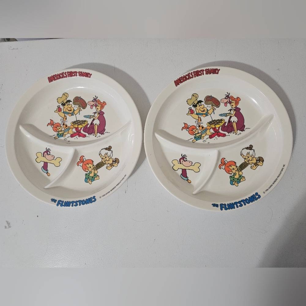 The Flintstones 10" Plastic Divided Dish Plates Vtg 1986 Set Of 2